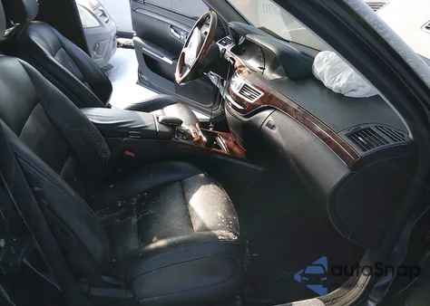 2012 Mercedes-Benz S 550 4Matic z USA, uszkodzony, nr VIN WDDNG9EB9CA424961